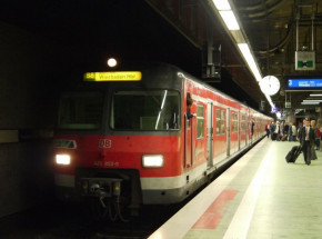 San Francisco: trwa obława na mężczyznę, który zastrzelił pasażera w pociągu