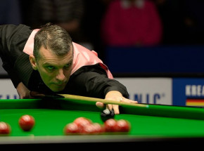 Snooker: fantastyczny comeback Marka Davisa, porażki Dotta i Yuelonga