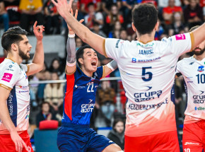 PlusLiga: po słabym początku ZAKSA wygrała w Suwałkach