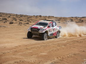 Rajd Dakar: Nasser Al-Attiyah się nie poddaje