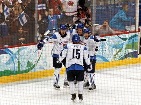 Hokej – MŚ: awans Finlandii, Kanada wciąż w grze
