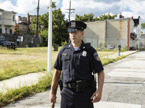 Jon Bernthal jako brudny glina w zwiastunie "We Own This City"