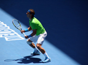 Australian Open: dzień pięciosetówek, faworyci grają dalej