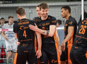 PlusLiga: mistrzowie zmierzają po finał, Skra nie dała rady