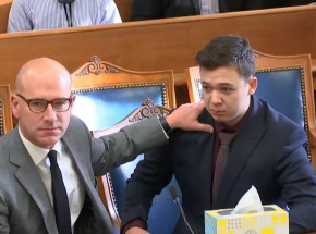 USA: oskarżony o podwójne zabójstwo Kyle Rittenhouse uniewinniony