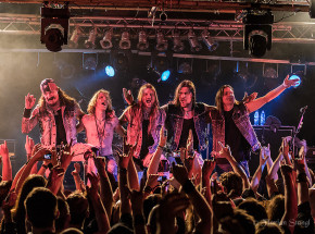 Członkowie Iced Earth kolejno opuszczają zespół