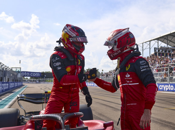 F1 - Grand Prix Miami: pierwszy rząd dla Ferrari, błąd Maxa w końcówce