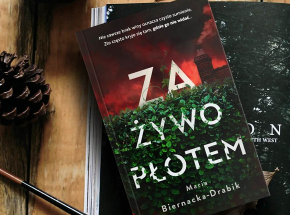 „Za żywopłotem” - debiut Marii Biernackiej Drabik 15 lutego w księgarniach!