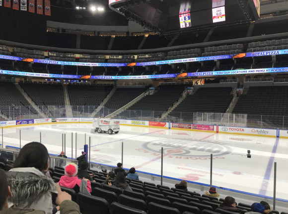 NHL: hat-trick McDavida, Oilers wygrali z Canucks