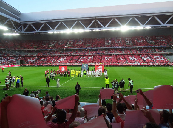 Liga Europy: triumf Ajaxu nad Lille po trzymającej w napięciu końcówce