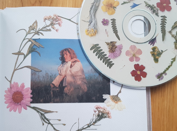 "Księgi Ofeliowe", czyli Iga Krefft z zespołem na żywo