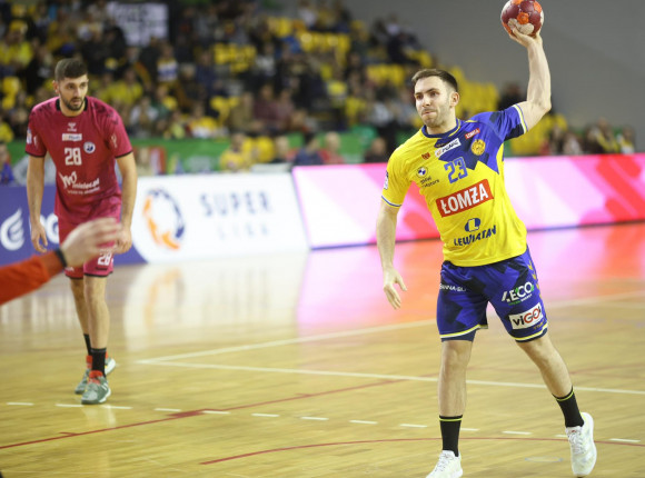 EHF Liga Mistrzów: Aalborg z kolejnym zwycięstwem, przegrana kielczan