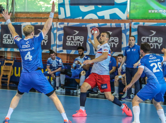 PGNiG Superliga mężczyzn: Wisła lepsza od Azotów, kolejny triumf Vive