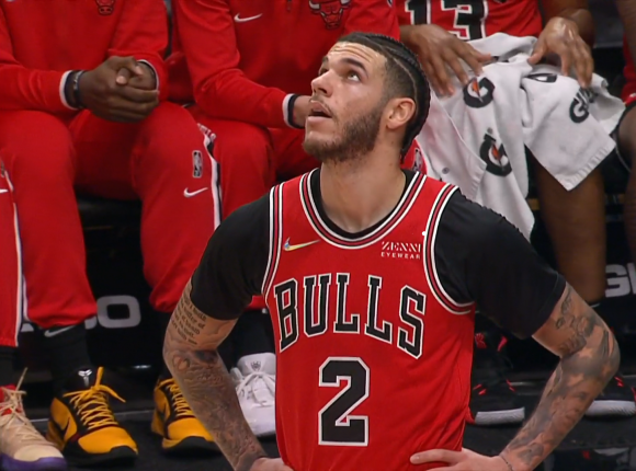 NBA: Bulls pną się w górę, wielki mecz Valanciunasa