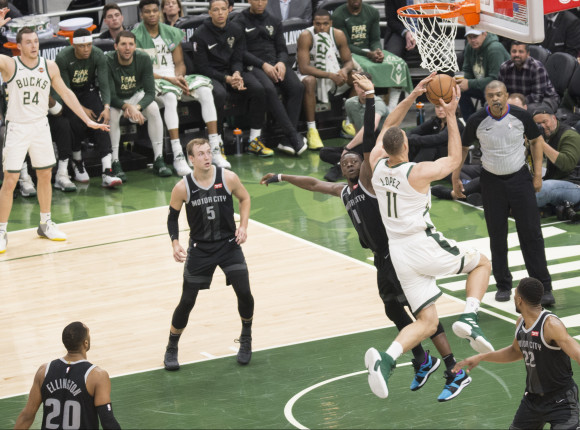 NBA: Bucks lepsi od Mavericks w hicie