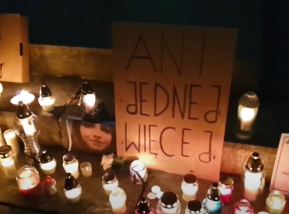"Ani jednej więcej" - przemarsz ulicami polskich miast