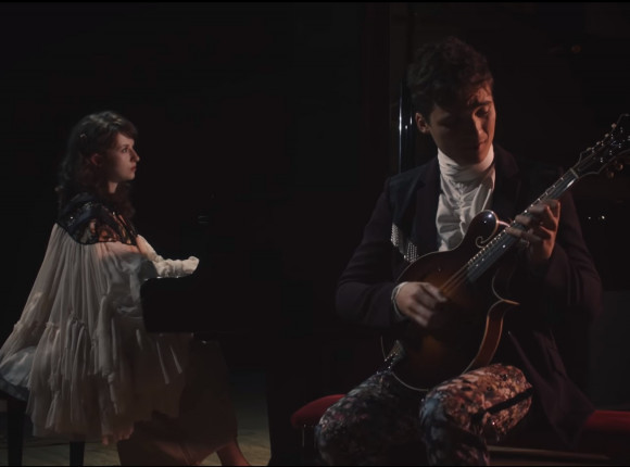 „Buka” - nowy singiel Kwiatu Jabłoni