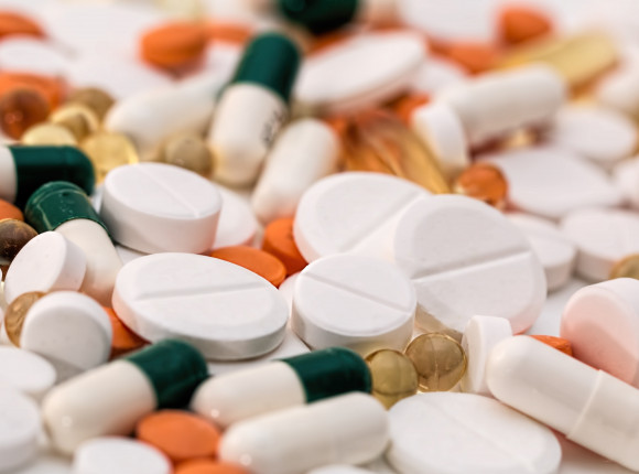 Pfizer: zysk ze sprzedaży leków w Rosji zostanie przekazany na pomoc humanitarną w Ukrainie