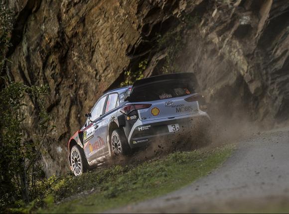 WRC: Thierry Neuville liderem po pierwszym dniu Rajdu Belgii