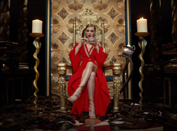 Taylor Swift oskarżona o kradzież projektu książki „Lover”