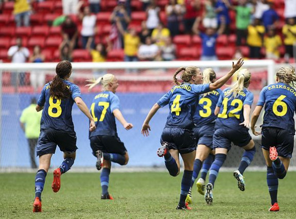 MŚ kobiet: Hiszpanki i Szwedki pierwszymi półfinalistkami