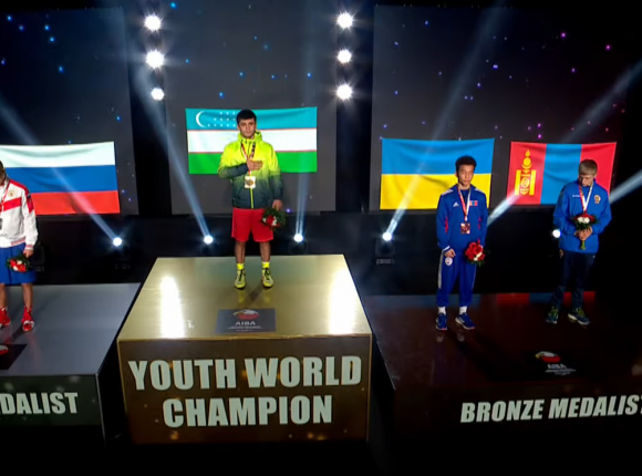 Boks - MMŚ: porażka Jakuba Straszewskiego w finale. Wielki boks w Kielcach!