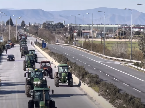 Coraz mniej rolników opłaca składki, a emerytura rolnicza mocno odstaje od ZUS