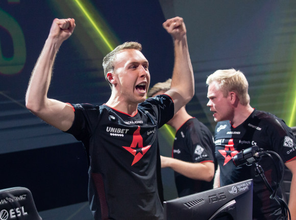 CS:GO: ogłoszono format i pierwsze mecze BLAST Premier Global Final