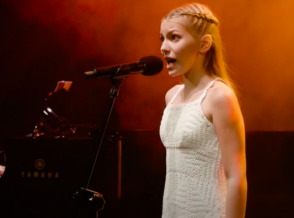 "Czasami niegrzeczna". Musicalowy koncert 13-letniej Poli Piłat