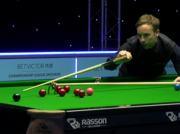 Snooker - CL: Carter z awansem