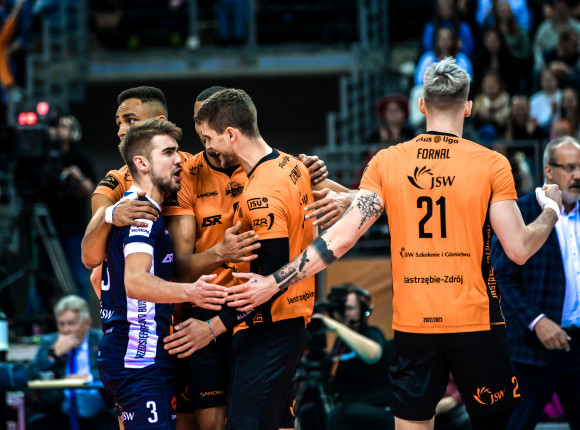 Liga Mistrzów CEV: Jastrzębie jedną nogą w półfinale po wygranej w Niemczech!