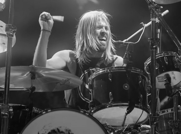 "There Goes My Hero..." - pożegnanie Taylora Hawkinsa [FELIETON]