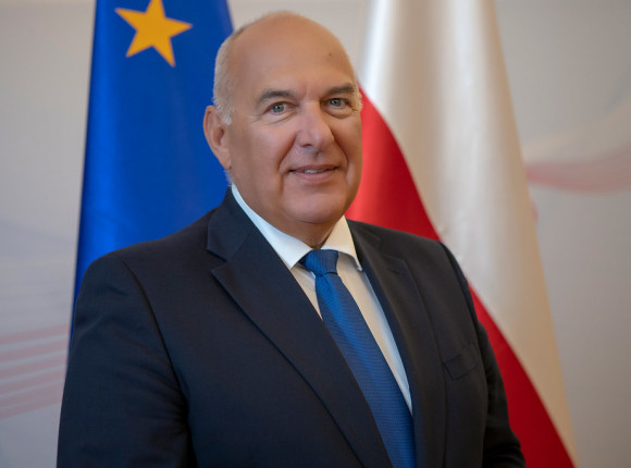 Minister finansów podał się do dymisji
