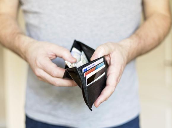 Rozważasz zaciągnięcie kredytu gotówkowego przed Gwiazdką? Podejdź do tego rozważnie