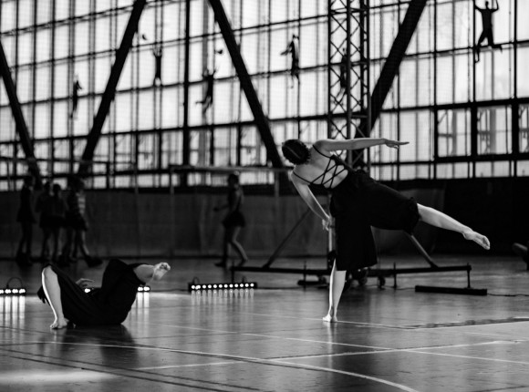 "Taniec to leży na pograniczu sportu i sztuki" – rozmowa z założycielką zespołu "Poruszenie"