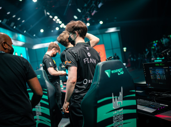 LEC: świetne Excel; długa przeprawa w meczu Fnatic kontra Team BDS