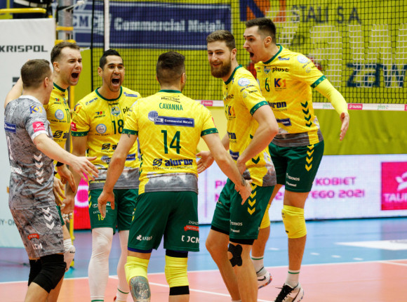 PlusLiga: męczarnie Warty z outsiderem