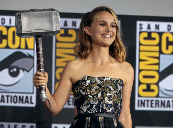 Natalie Portman w obsadzie ekranizacji "Czasu porzucenia"