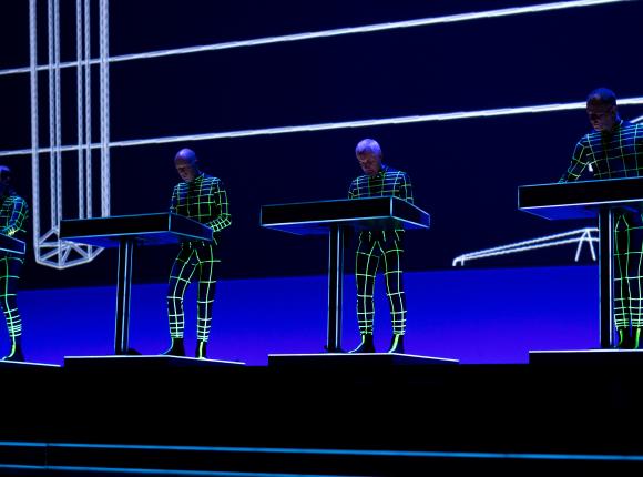 Kraftwerk headlinerem OFF Festivalu