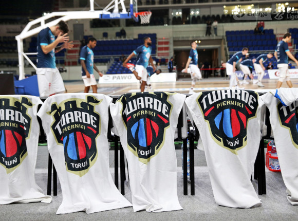 EBL: emocje w końcówce, Twarde Pierniki wygrały na wyjeździe ze Spójnią
