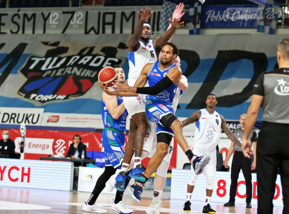 Anwil Włocławek melduje się w półfinale ORLEN Basket Ligi. Koniec kariery Bartosza Diduszki