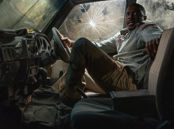 Idris Elba gotowy do walki na plakacie „Beast”