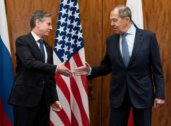 Rozmowa szefów dyplomacji USA i Rosji. Blinken miał zadeklarować pisemną odpowiedź na rosyjskie żądania