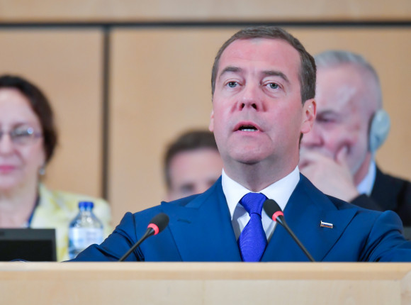 D. Miedwiediew: nie obchodzi nas, czy państwa G7 uznają „nowe granice” Ukrainy