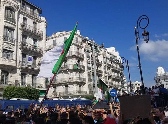 Algieria: po rocznej przerwie wznowiono antyrządowe protesty