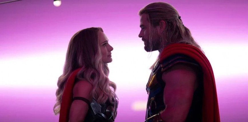 „Thor: Miłość i grom” - Jane Foster i Thor na nowym zdjęciu