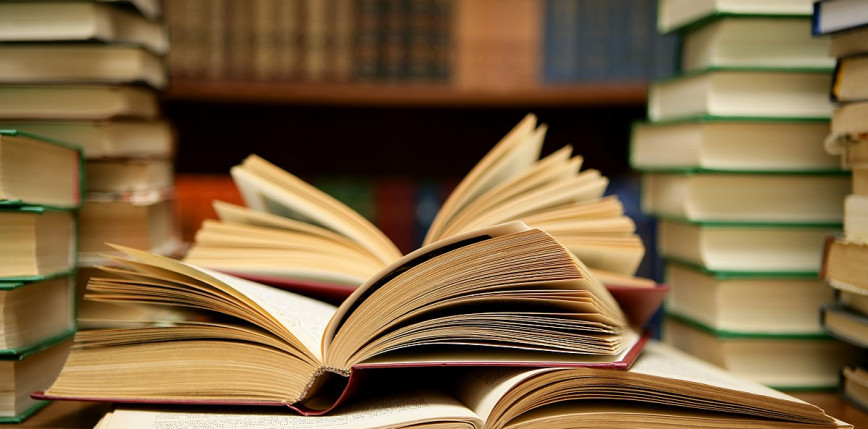 Biblioteki w Wielkiej Brytanii stają się „śmierciopozytywne”