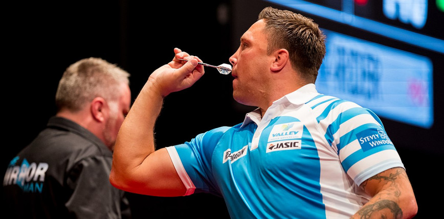 Dart - Premier League: dwie "dziewiąte" lotki i wygrana Price'a!