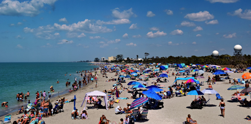 Koniec z parasolami na plaży? Turyści zaskoczeni nowymi ograniczeniami