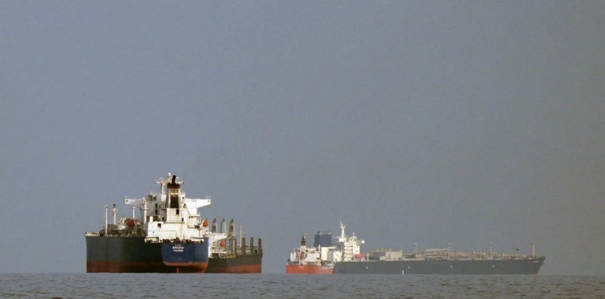 Szykuje się przełom w Hormuzie? Tankowce czekają na umowę USA-Iran